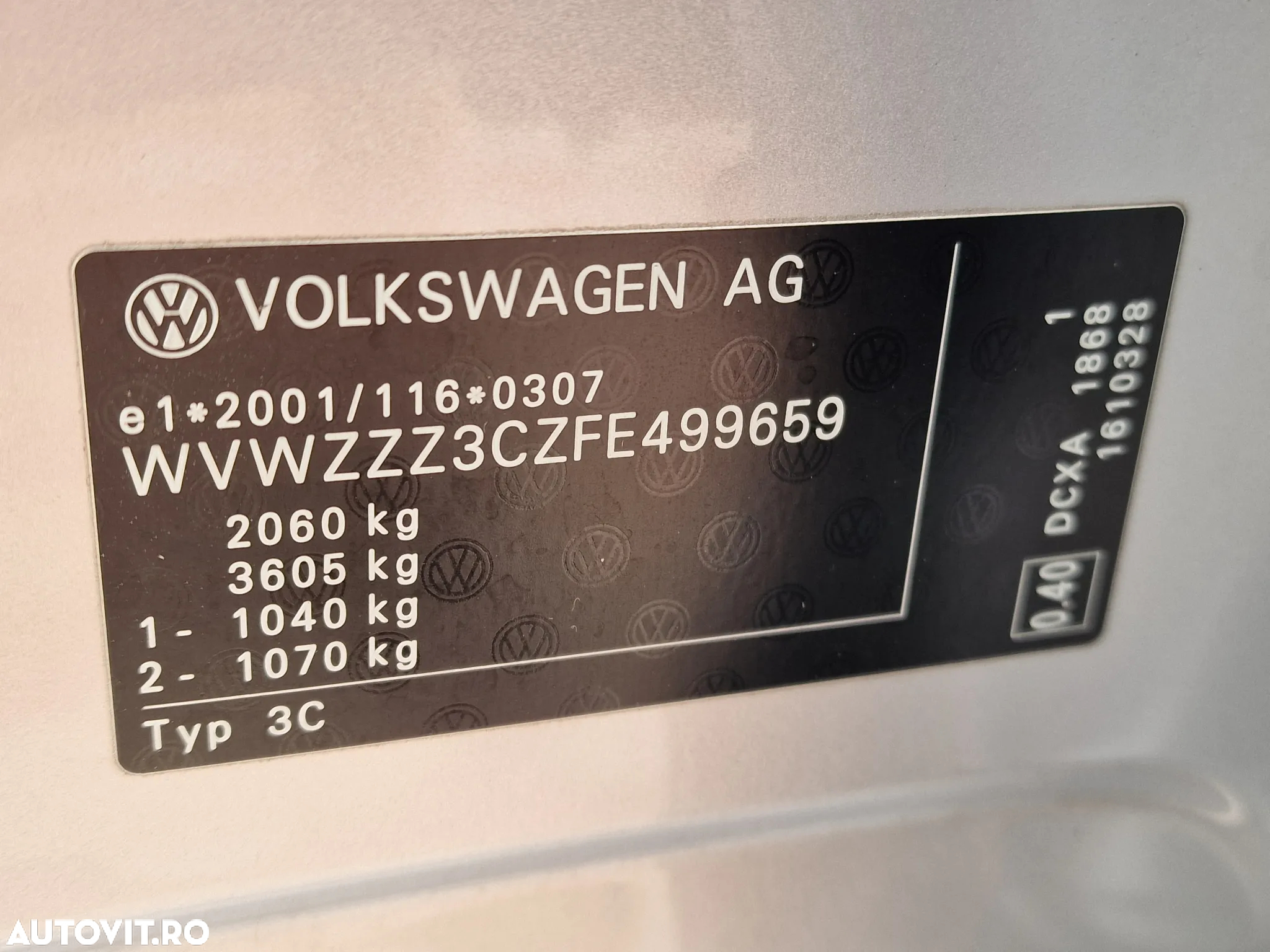 Volkswagen Passat Variant 1.6 TDI (BlueMotion Technology) Comfortline - 26