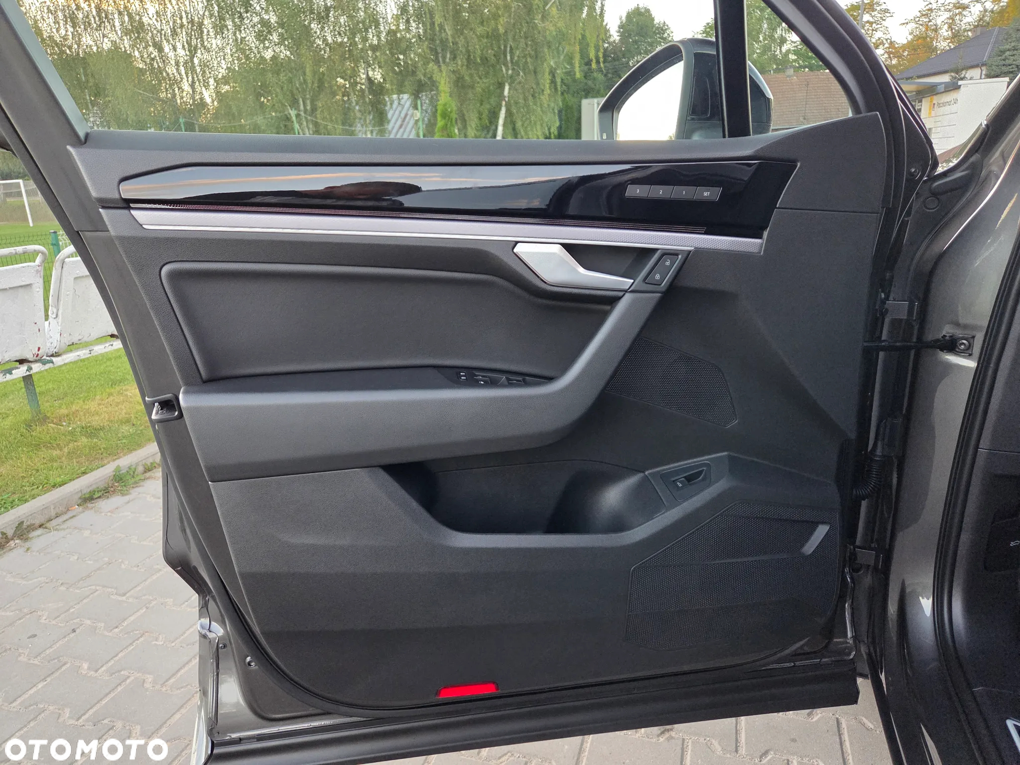 Volkswagen Touareg 3.0 V6 TFSI 4Motion R-Line - 33