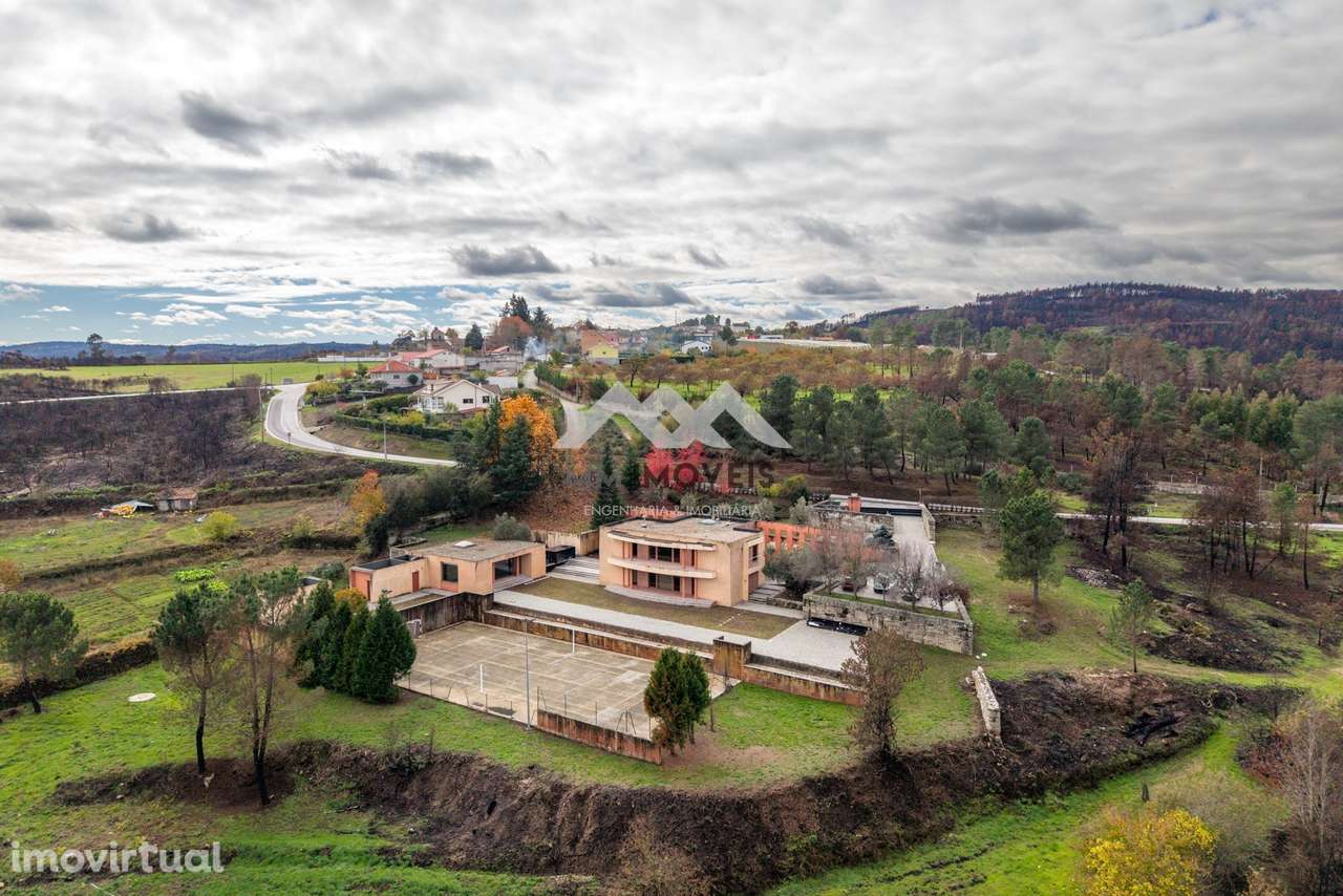 Casa principal | 2 casas de hóspedes | Piscina coberta | Terreno 12.58 - Grande imagem: 2/50
