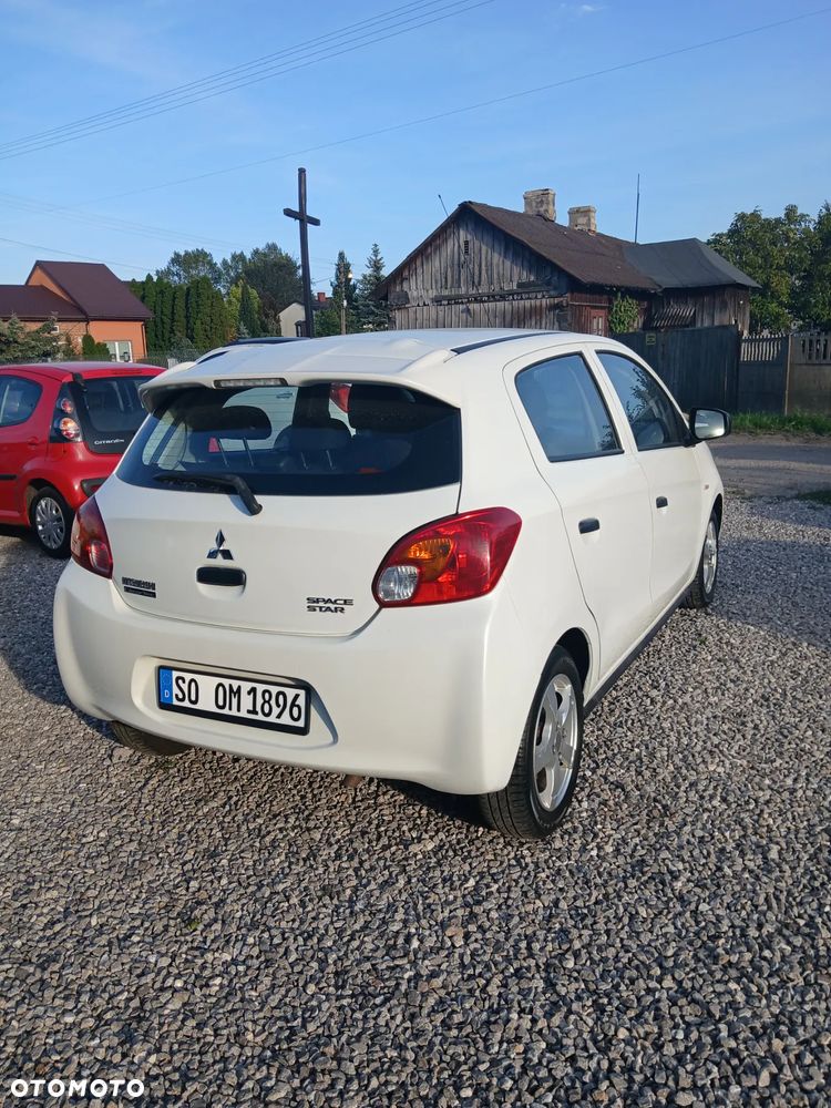 Mitsubishi Space Star - 10