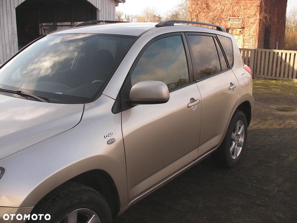 Toyota RAV4 2.2 D-4D 4x4 - 10