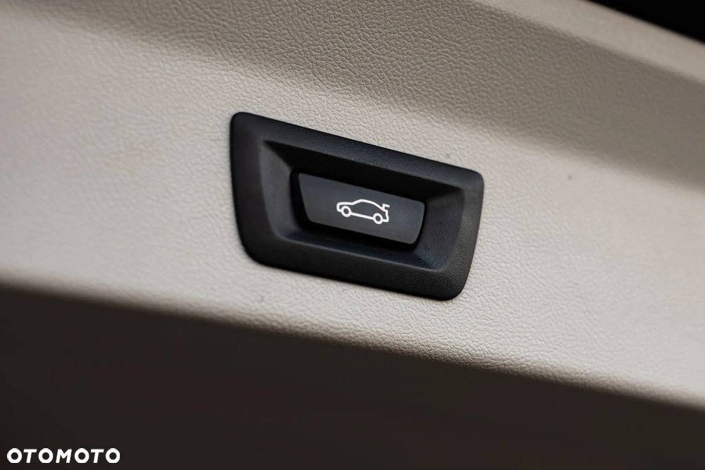 BMW X3 sDrive18d Advantage - 32