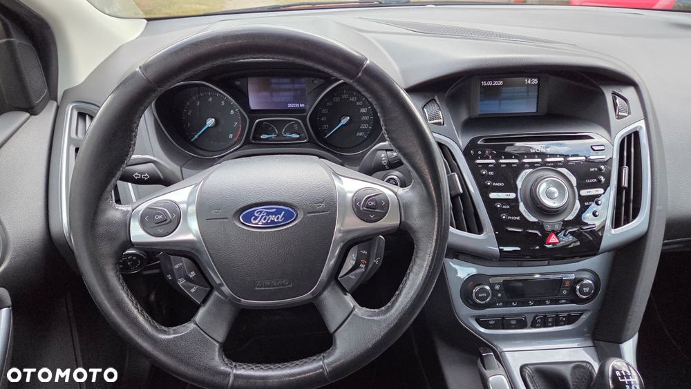 Ford Focus 1.6 EcoBoost Titanium - 14
