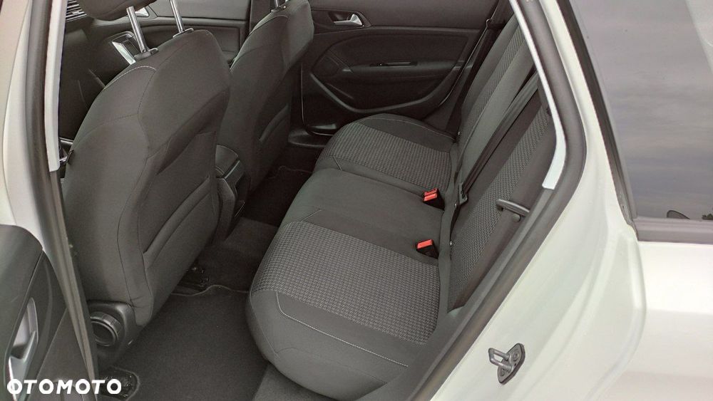 Peugeot 308 - 7