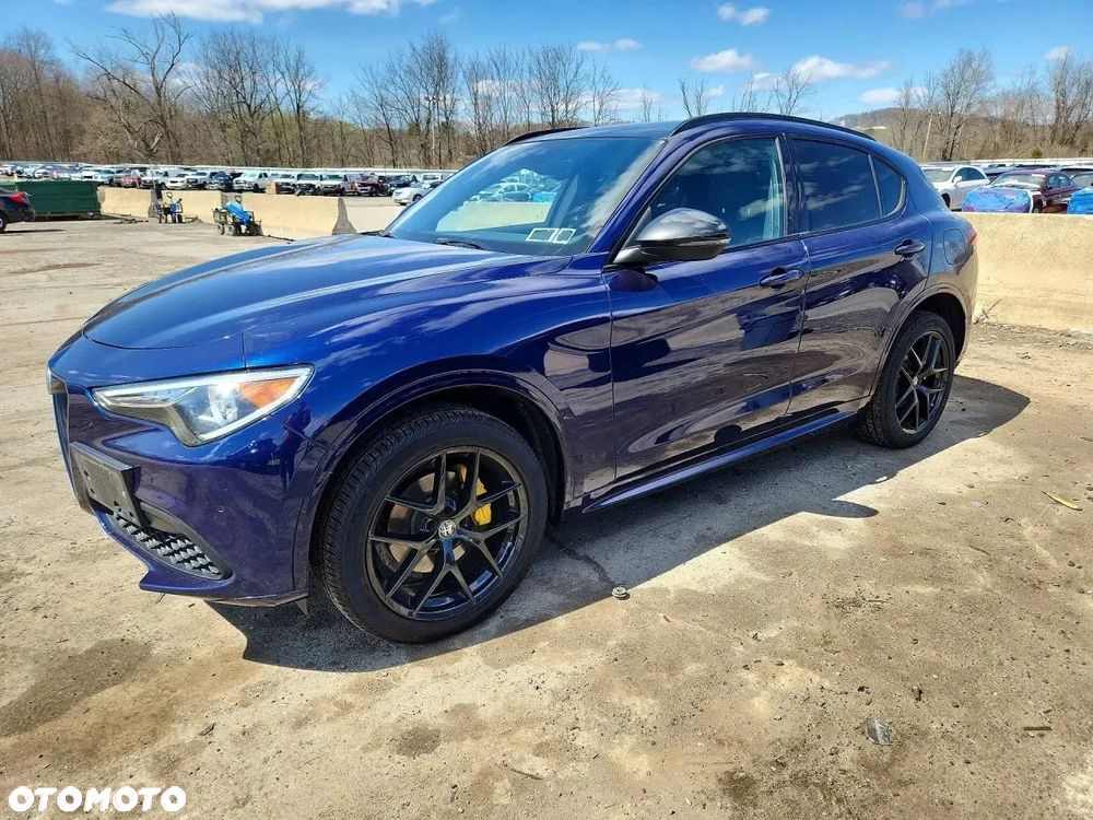 Alfa Romeo Stelvio 2.0 Turbo 16V AT8-Q4 Veloce Ti - 1