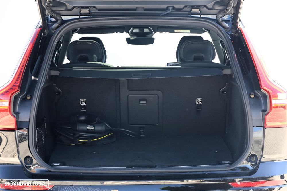 Volvo XC 60 2.0 T8 PHEV Ultra Dark AWD - 6