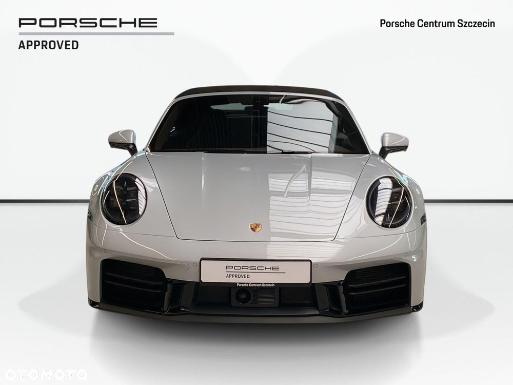Porsche 911 Carrera - 9