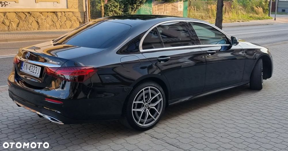 Mercedes-Benz Klasa E 220 d 4-Matic AMG/Avantgarde - 3