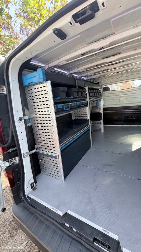 Nissan NV300 2.0 dCi L2H1 1.2T Premium AT - 11