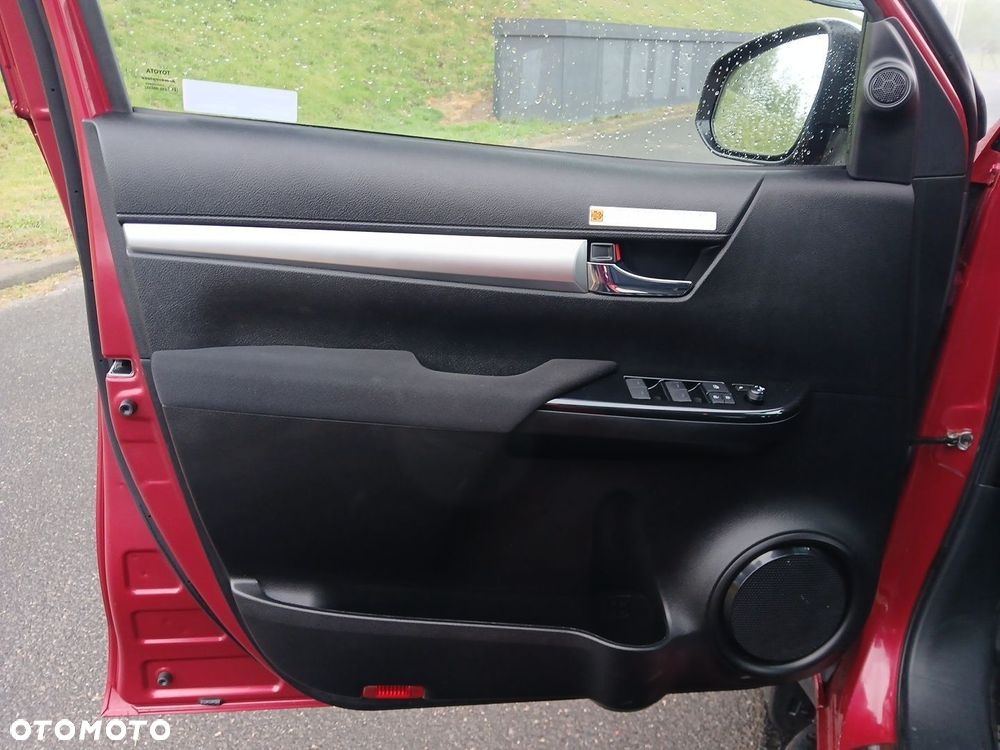 Toyota Hilux - 40