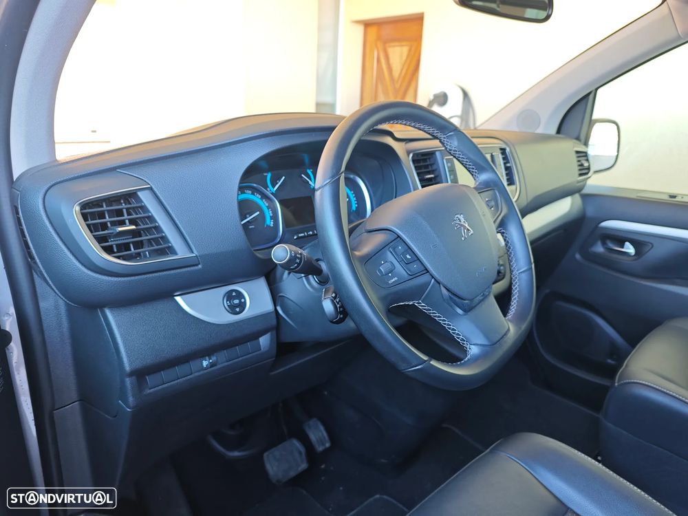 Peugeot e-Traveller L3 (50kWh) Business VIP - 40