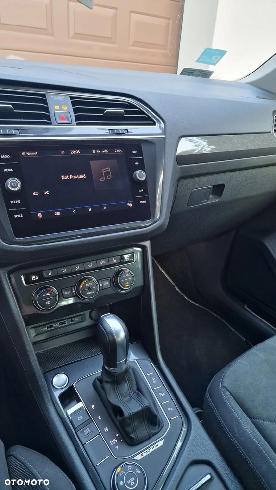 Volkswagen Tiguan - 26
