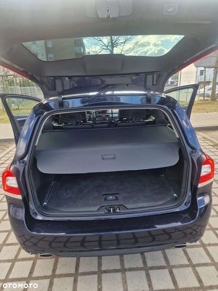 Volvo V70 D4 Drive-E Momentum - 22