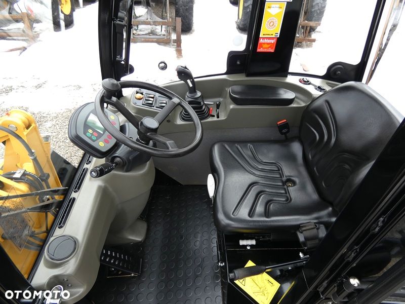 Zeppelin ZL25 ( Atlas AR320 ) 2024r / Powystawowa z Niemiec / Miniładowarka / - 10