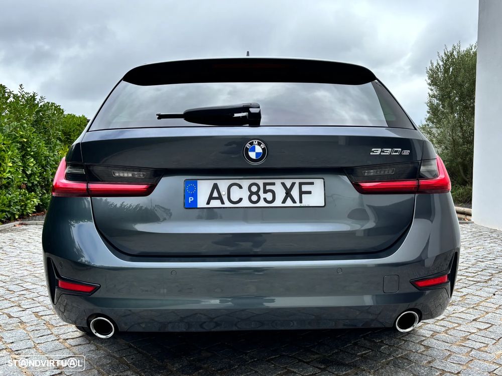 BMW 330 - 10