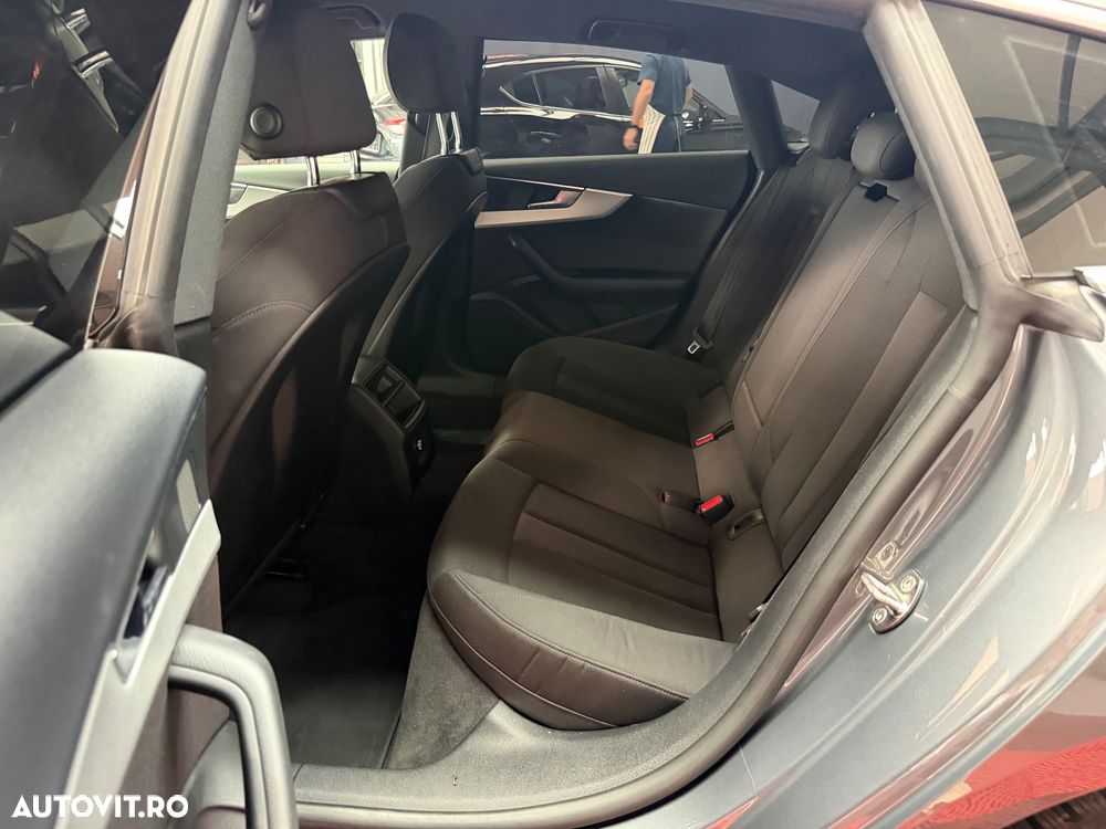 Audi A5 Coupé 2.0 40 TFSI S tronic Sport - 13