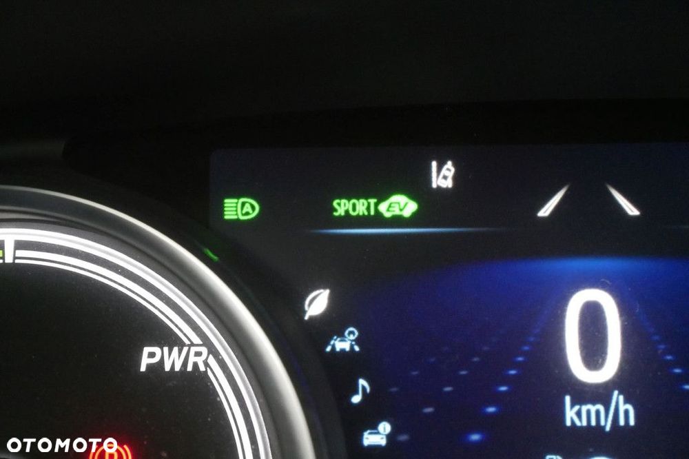 Toyota Camry 2.5 Hybrid Comfort CVT - 22