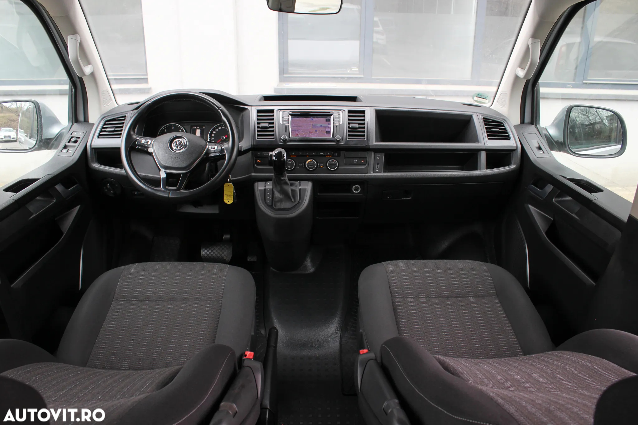 Volkswagen Caravelle T6.1 2.0 TDI 150 kW LR Comfortline DSG - 10