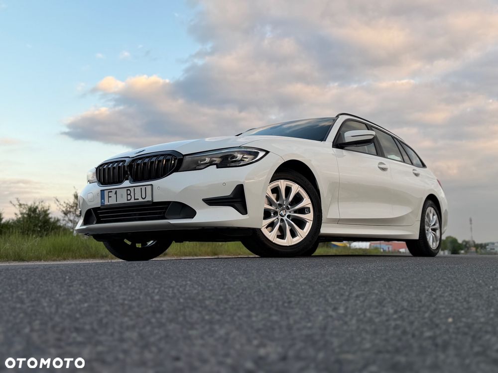 BMW Seria 3 320d MHEV Sport Line - 10
