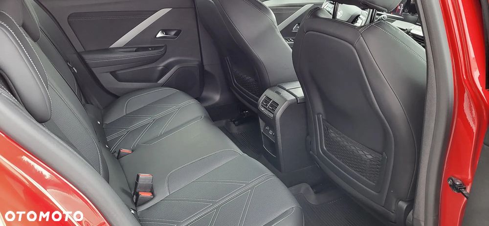 Opel Astra 1.2 Turbo Start/Stop GS Line - 30