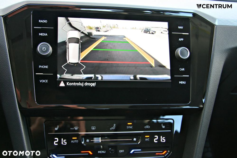 Volkswagen Passat Variant 2.0 TSI Business DSG - 15