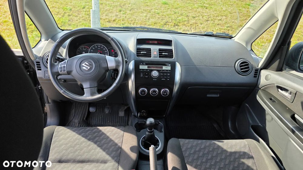 Suzuki SX4 - 9