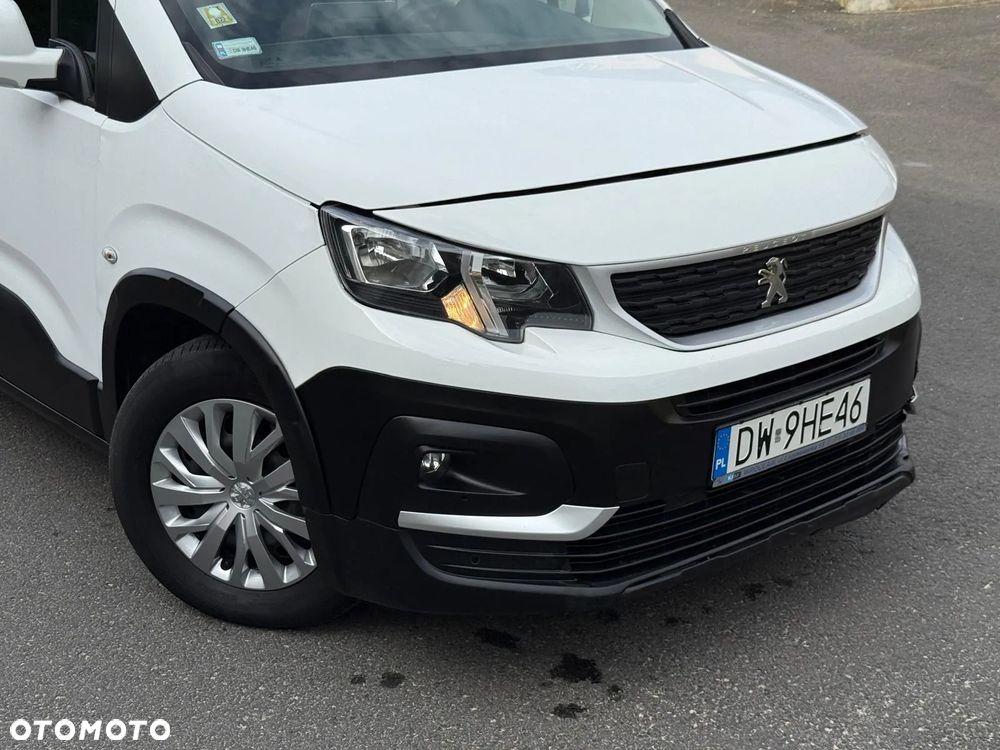 Peugeot Rifter Long 1.2 PureTech Allure S&S (7-os.) - 24