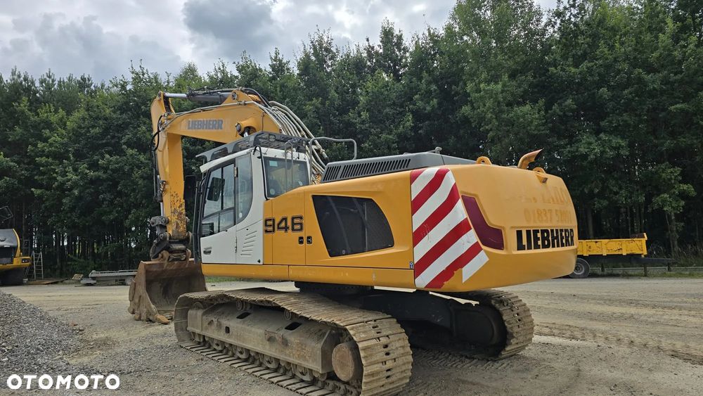 Liebherr R946 - 3