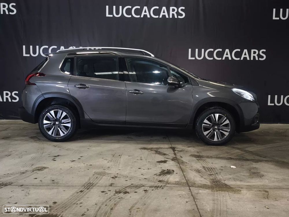 Peugeot 2008 PureTech 110 Stop&Start EAT6 Allure - 23