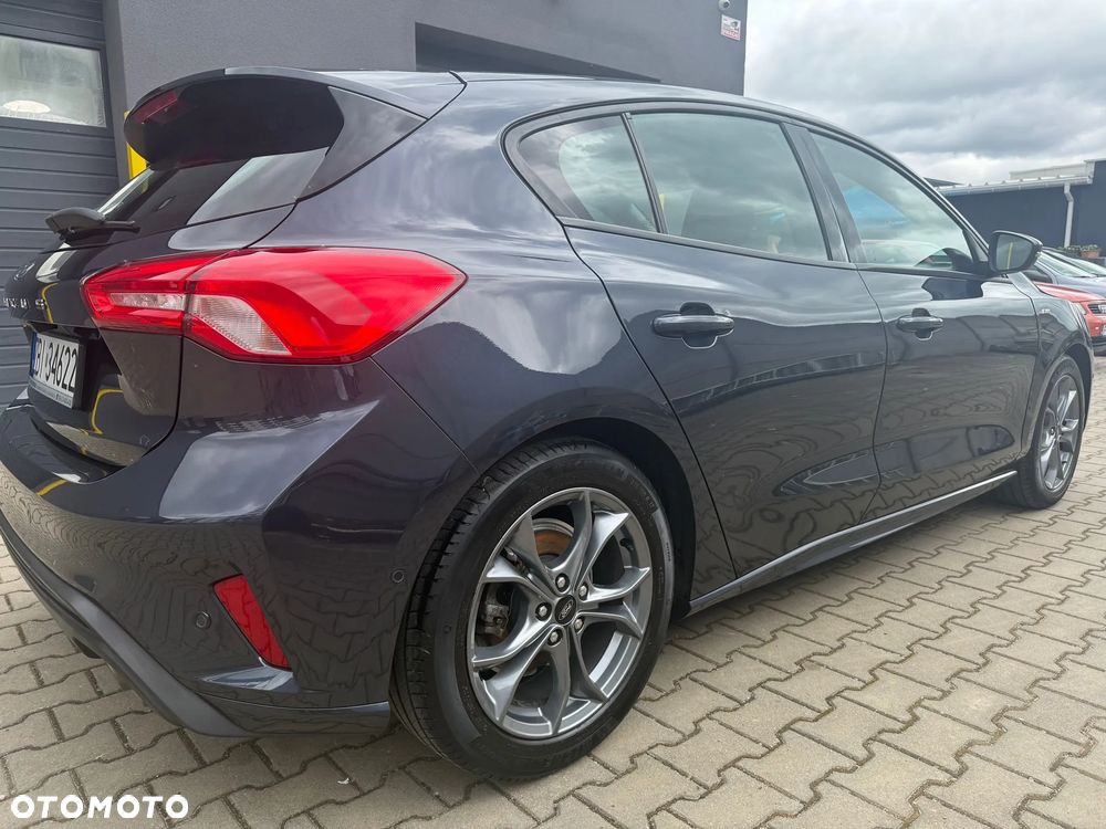 Ford Focus 1.0 EcoBoost ST-Line - 10