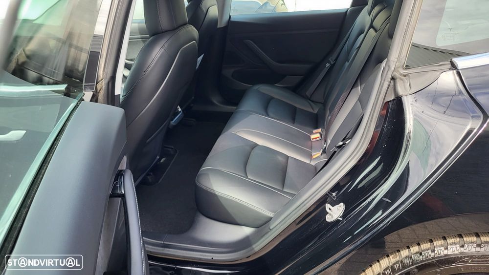 Tesla Model 3 Standard Range Plus RWD - 11