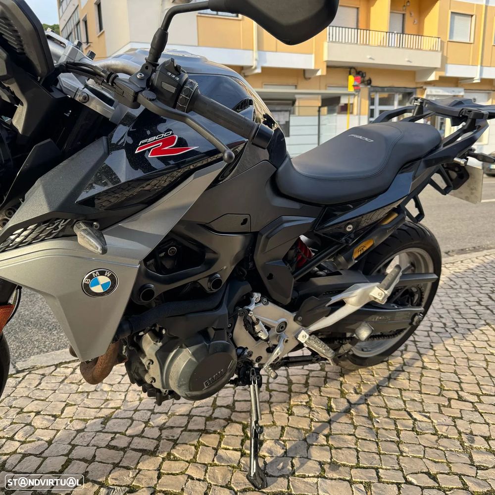 BMW F 900 R - 24