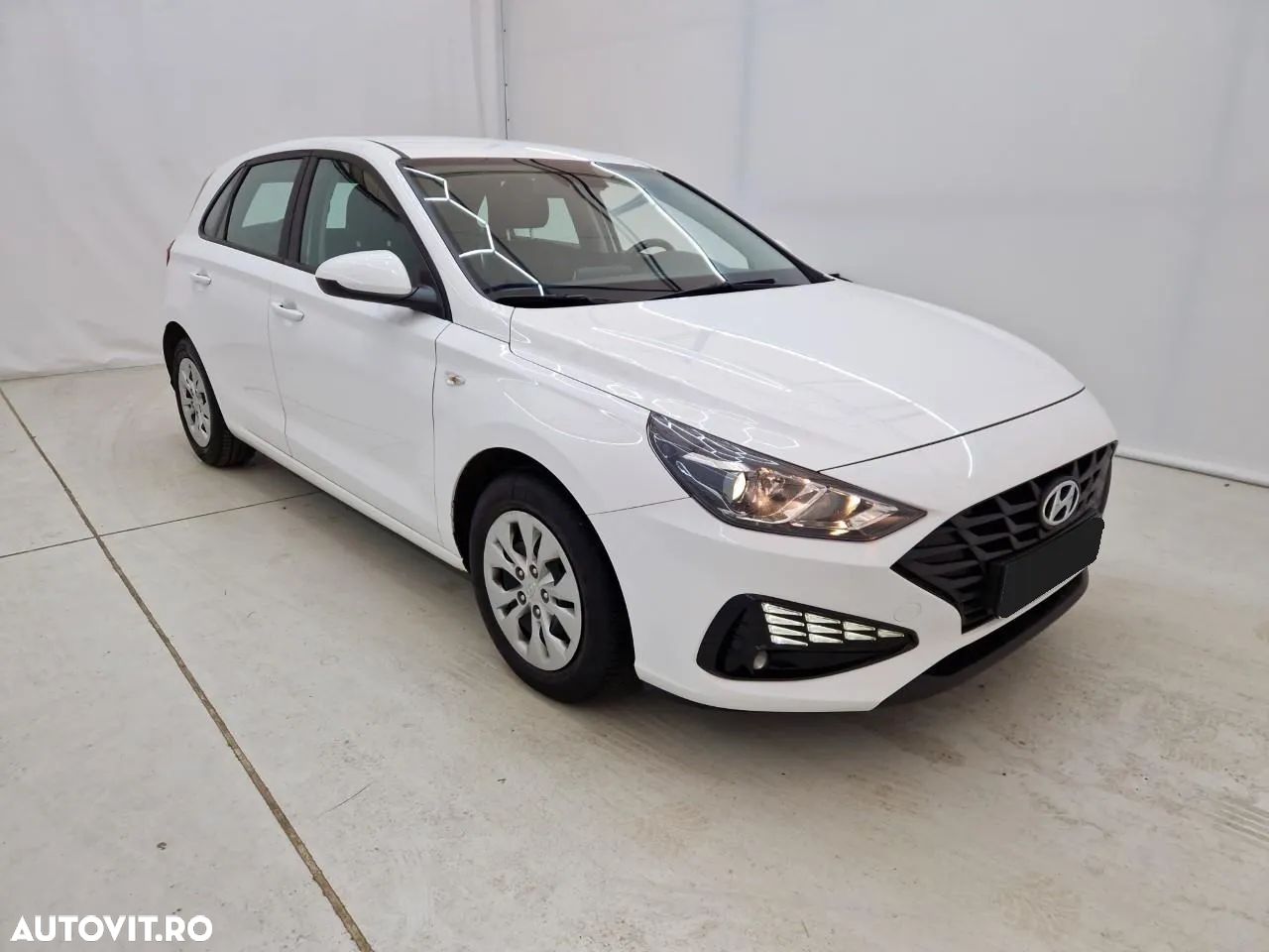 Hyundai i30 1.5 110CP 5DR M/T Comfort - 1