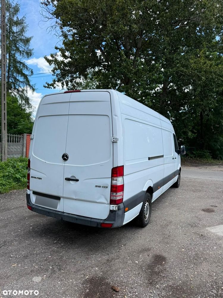 Mercedes-Benz SPRINTER - 7