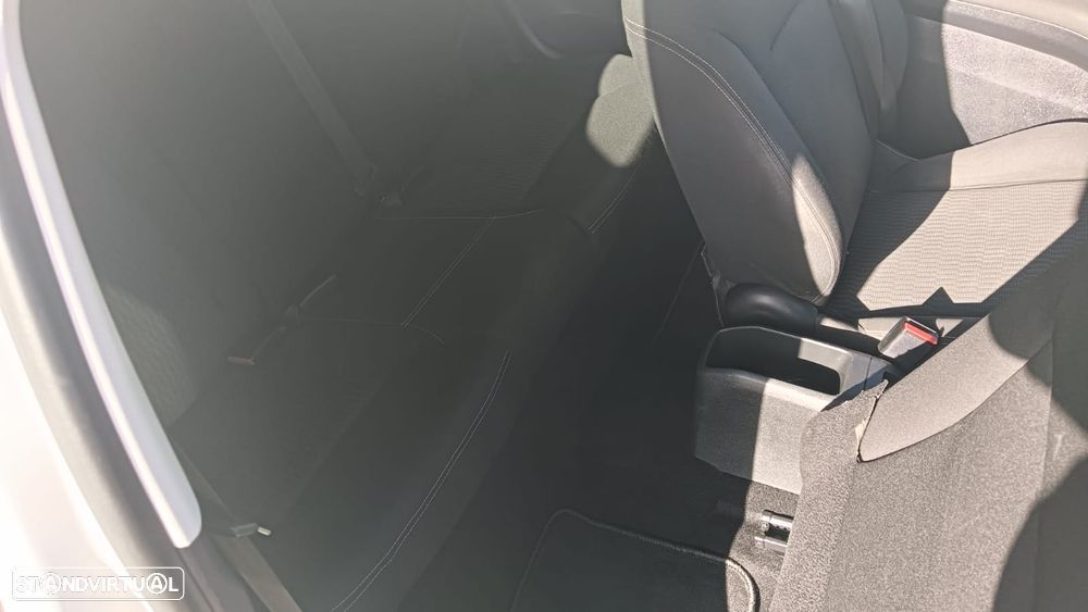 Peugeot 208 1.6 BlueHDi Active - 11