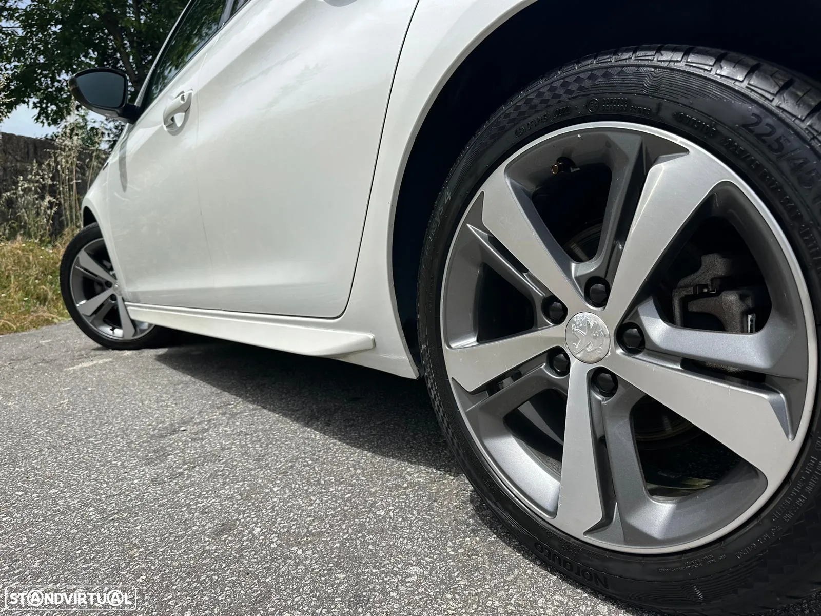 Peugeot 308 1.2 PureTech GT Pack EAT8 - 7