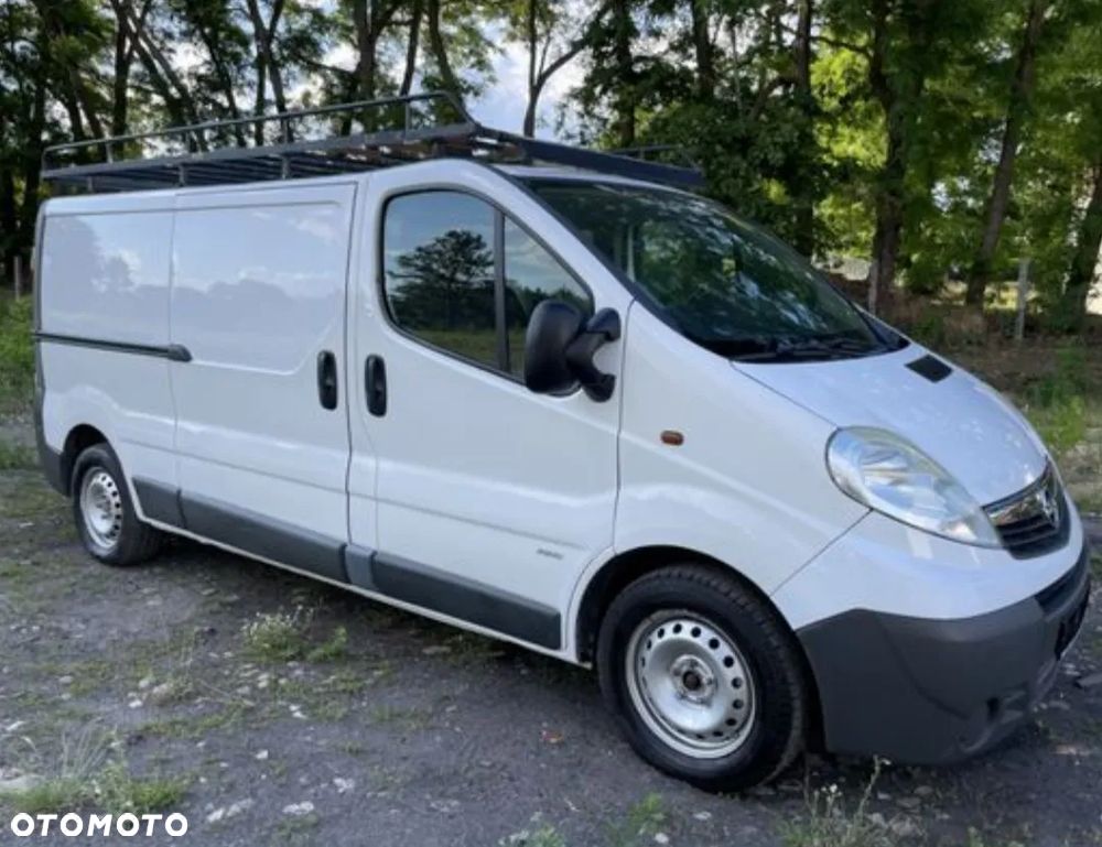 Opel Vivaro - 1