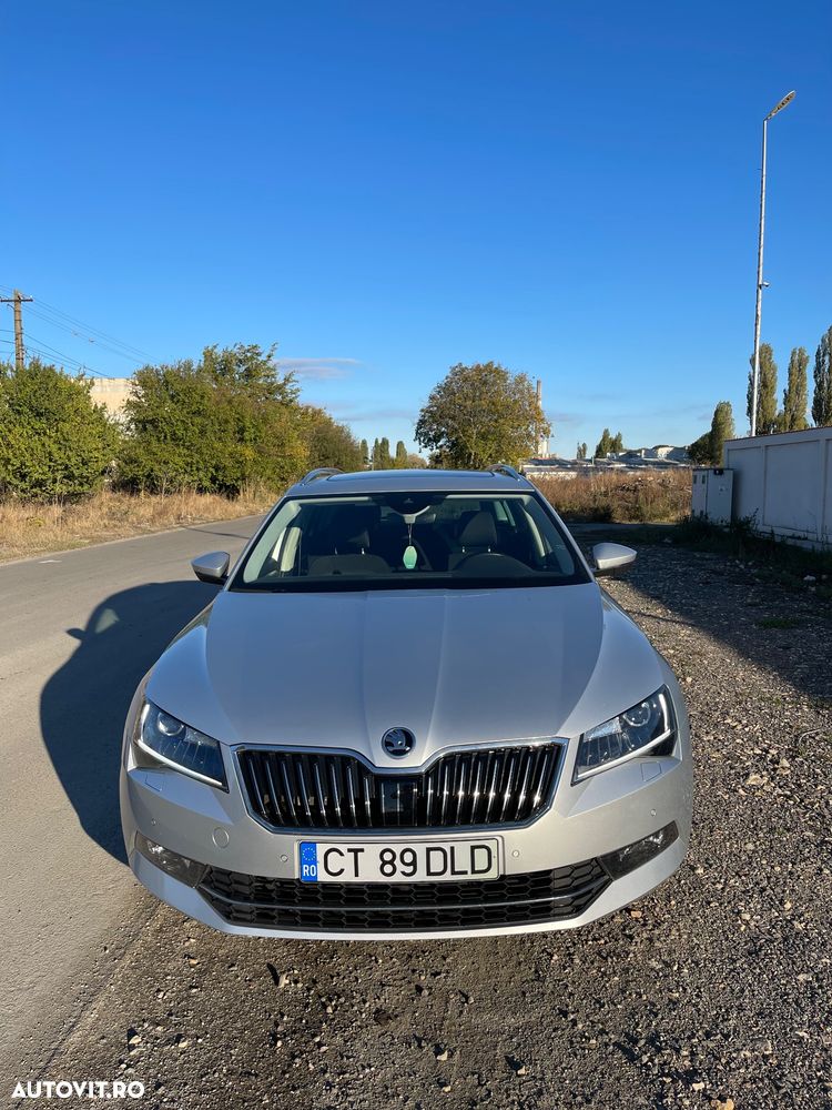 Skoda Superb 1.6 TDI DSG Style - 1