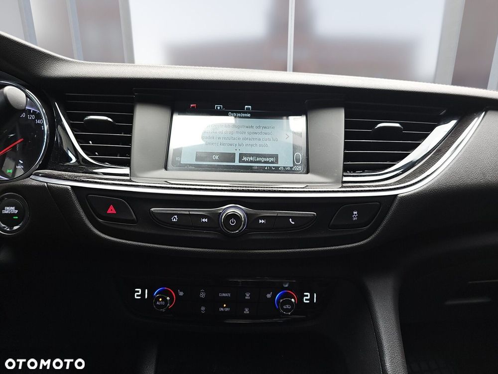 Opel Insignia 2.0 T Elegance S&S - 11