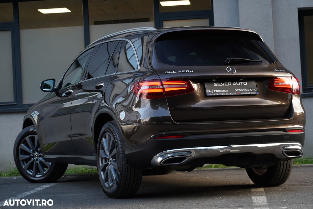 Mercedes-Benz GLC 220 d 4Matic 9G-TRONIC - 17