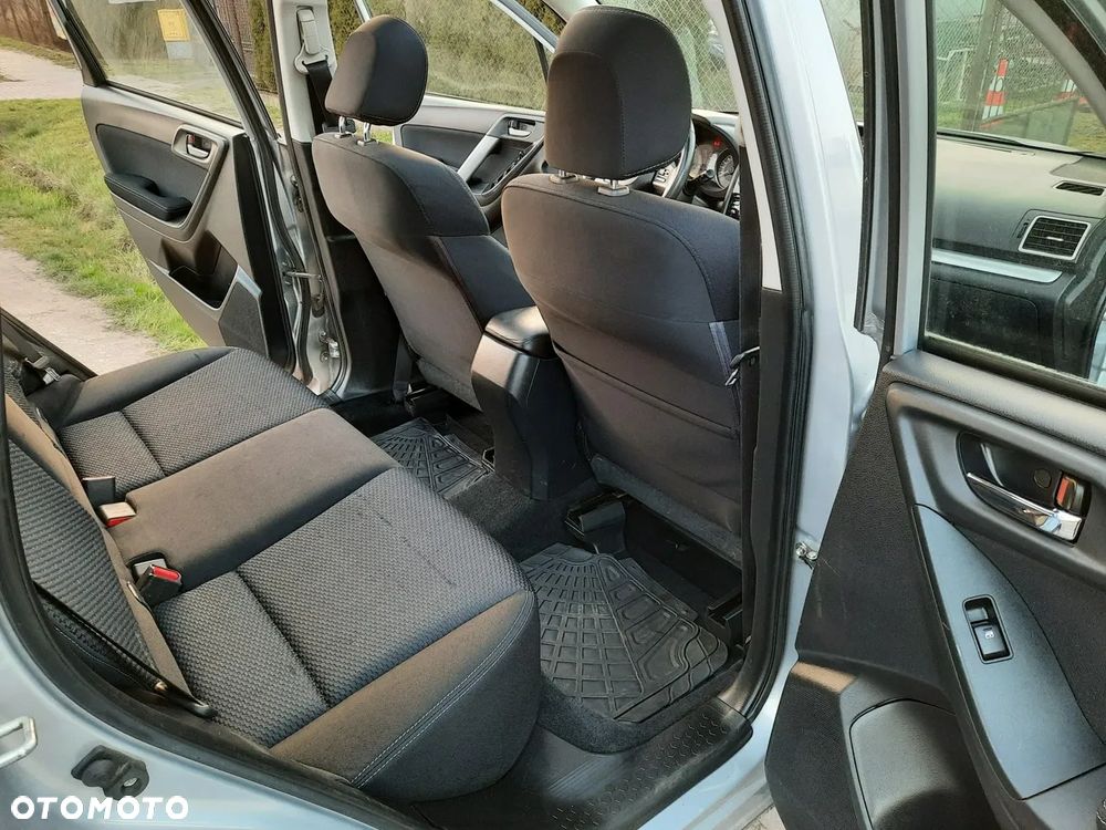 Subaru Forester - 10