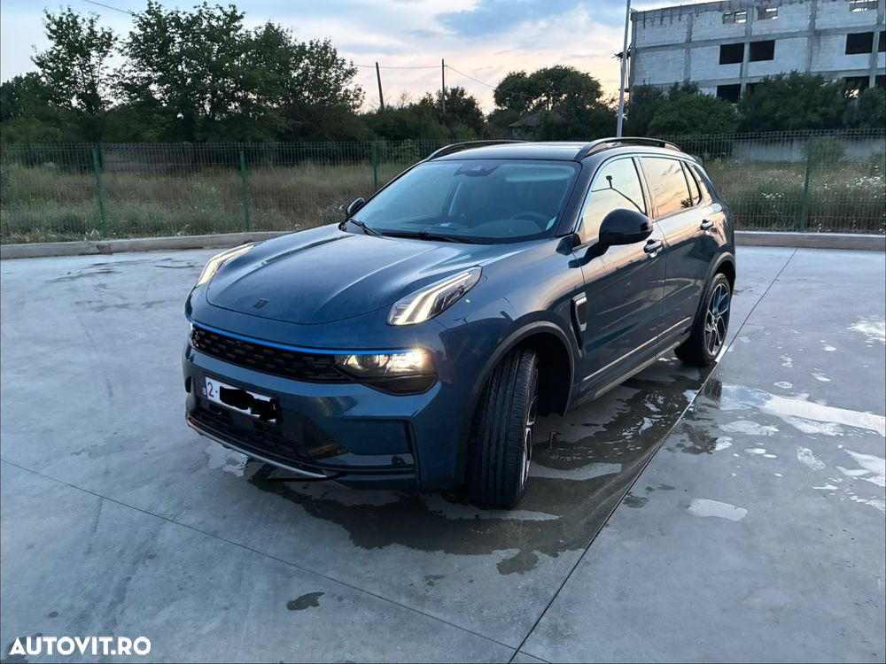 Lynk&Co 01 - 2
