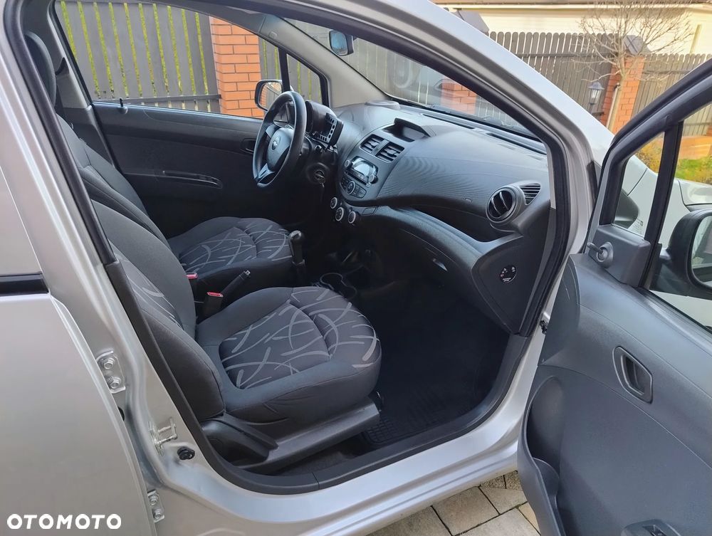 Chevrolet Spark - 15