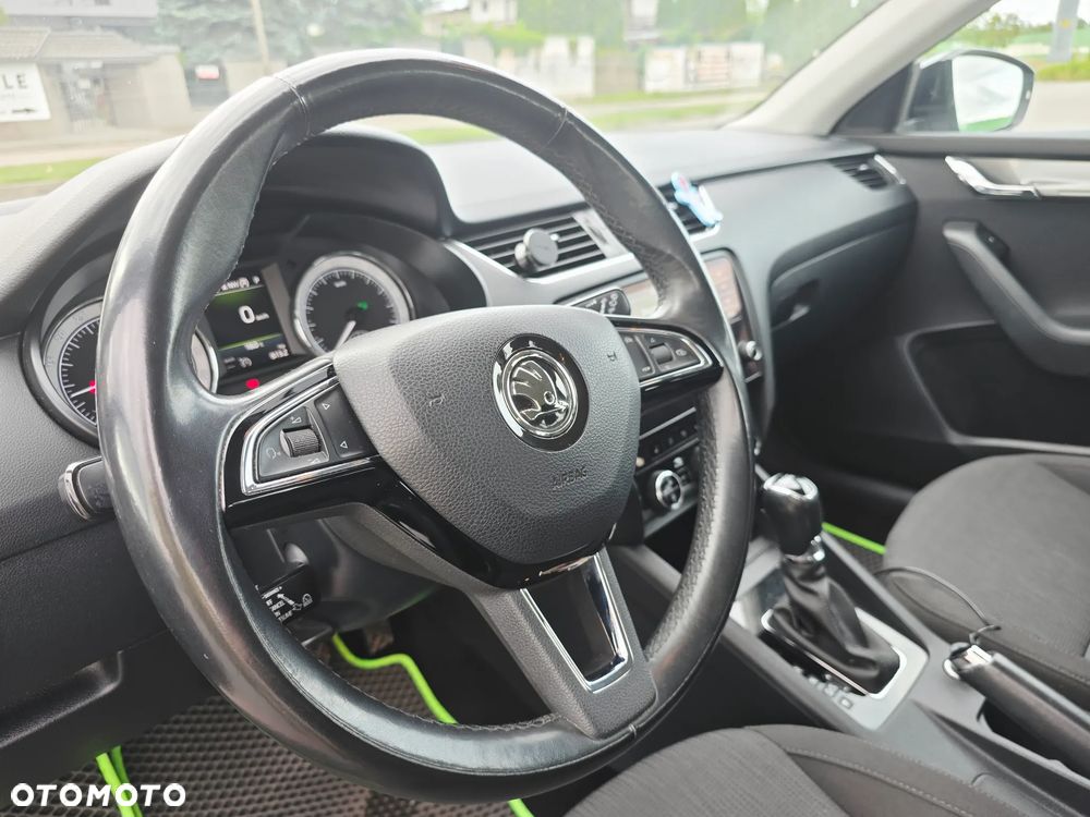 Skoda Octavia 2.0 TDI Style DSG - 36
