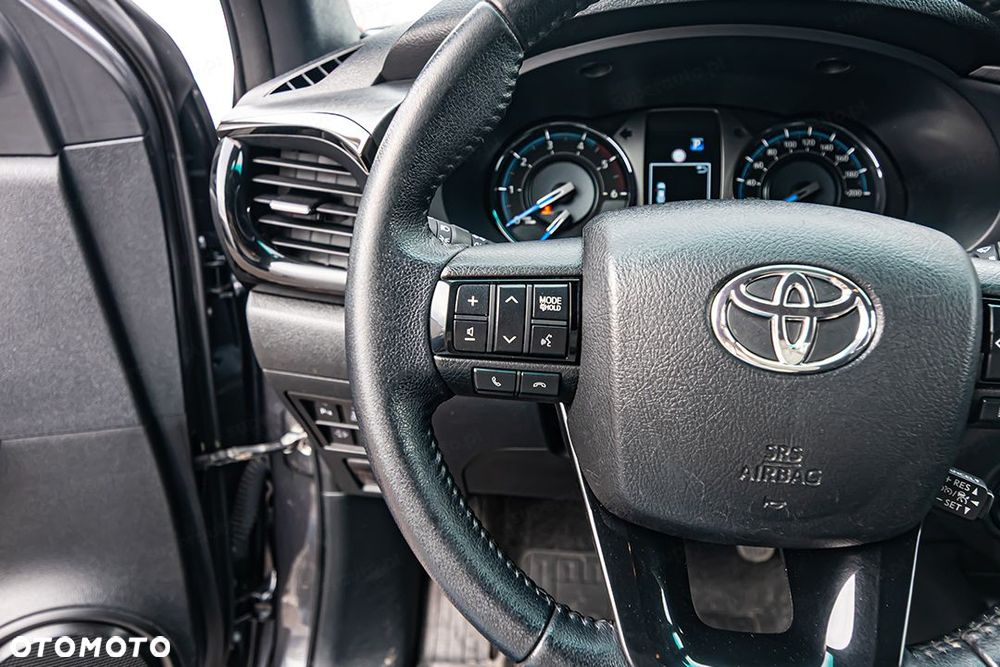 Toyota Hilux 2.8 D-4D Double Cab Invincible 4x4 - 18