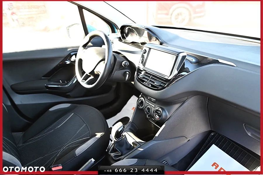Peugeot 208 1.4 VTi Allure - 15