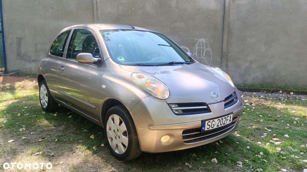 Nissan Micra - 1