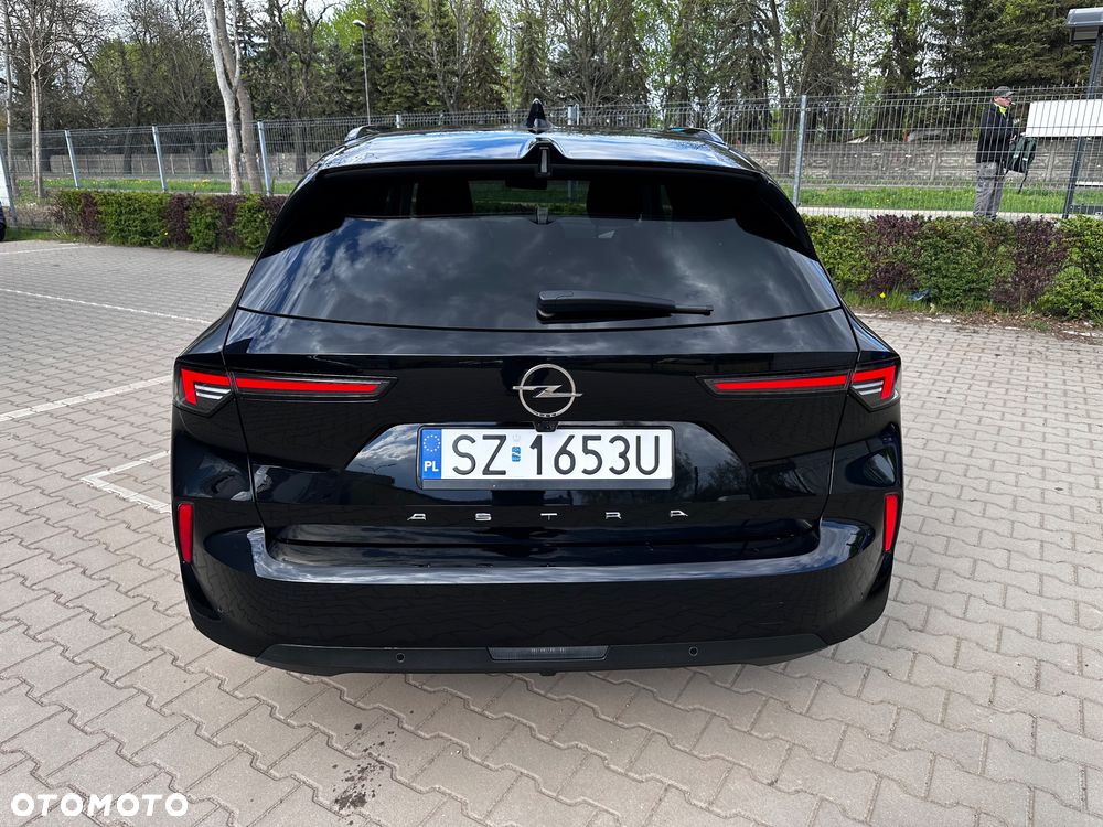 Opel Astra 1.2 Turbo Elegance - 11