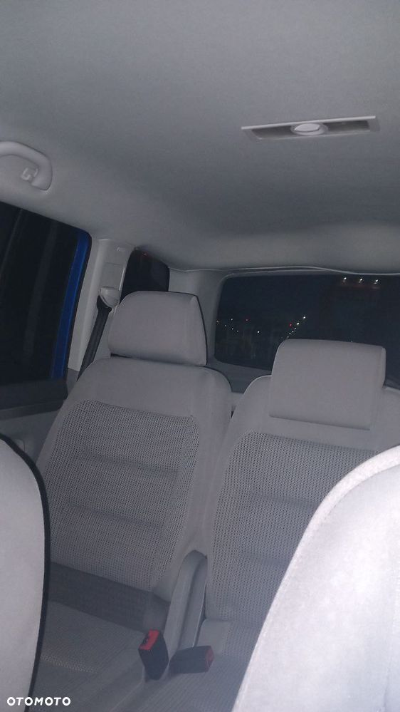 Volkswagen Touran 2.0 TDI Trendline DSG - 13