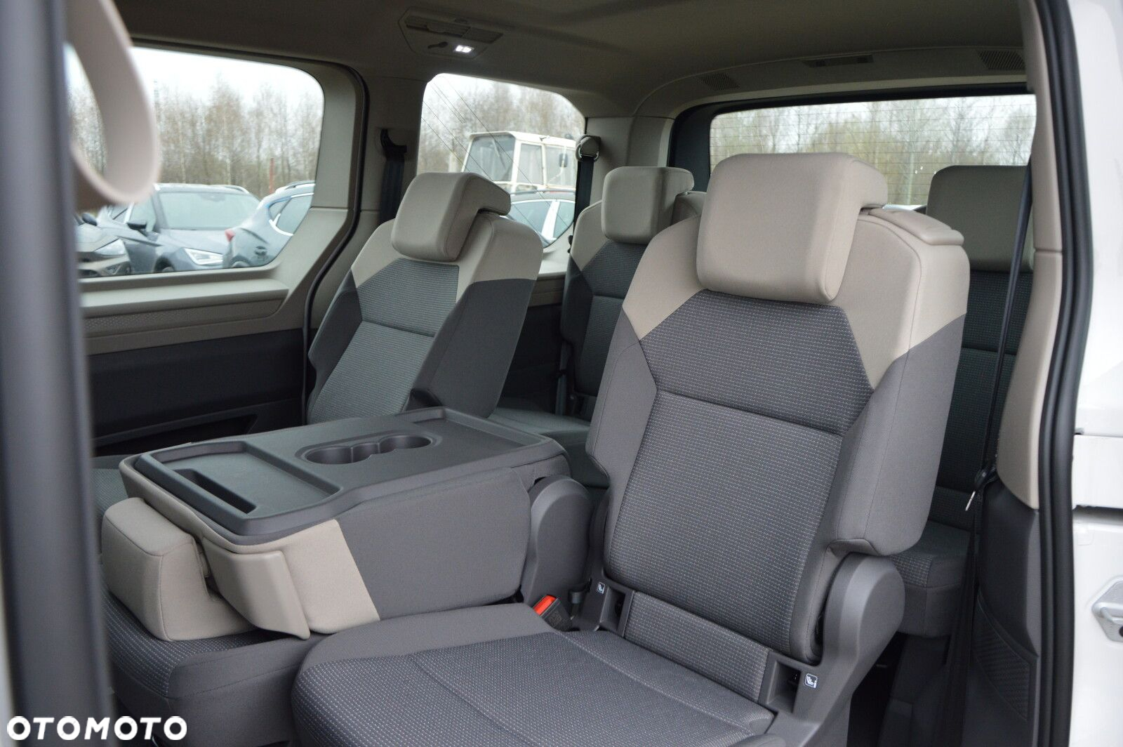 Volkswagen multivan L1 Multivan 2.0 TDI 110 kW DSG 7-G - 17